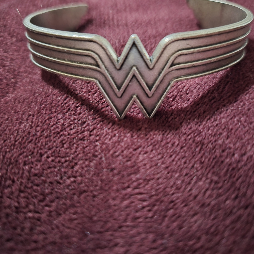 Alex and Ani Silver-Tone Wonder Woman Cuff Bracelet